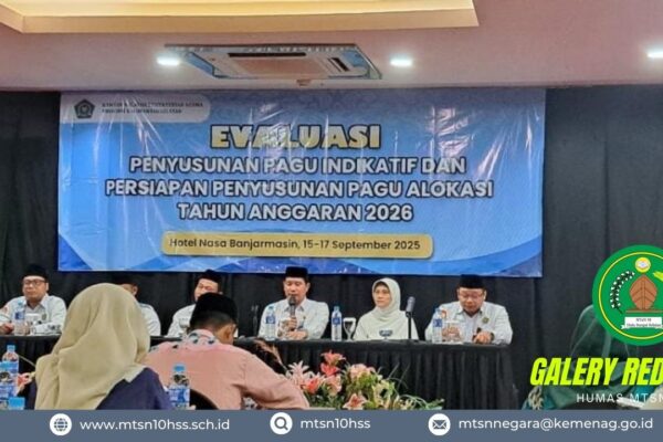Bendahara dan Operator MTsN 10 HSS Ikuti