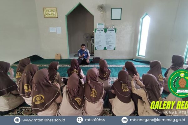 Pembina Utama Pramuka MTsN 10 Hulu Sungai Selatan Lakukan Koordinasi Regenerasi Regu Inti Bersama Pimpinan Regu Putri