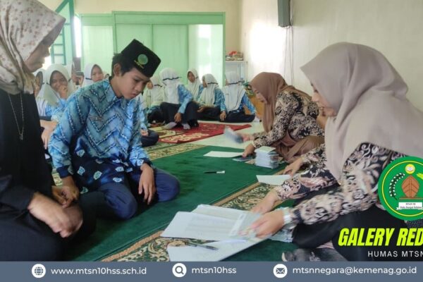 MTsN 10 Hulu Sungai Selatan Salurkan Dana PIP, Perkuat Dukungan Pendidikan bagi Siswa