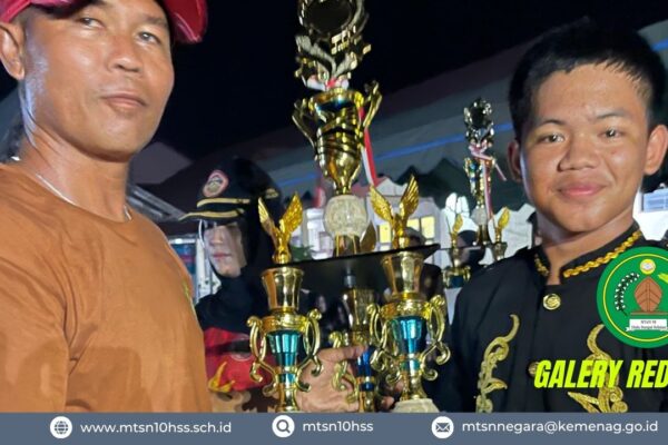Tim Dasa Daksina MTsN 10 Hulu Sungai Se Tim Dasa Daksina MTsN 10 Hulu Sungai Se