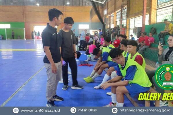 Tim Futsal MTsN 10 Hulu Sungai Selatan Melaju ke Babak Selanjutnya Usai Menang dari MTsN 11 HSS 2
