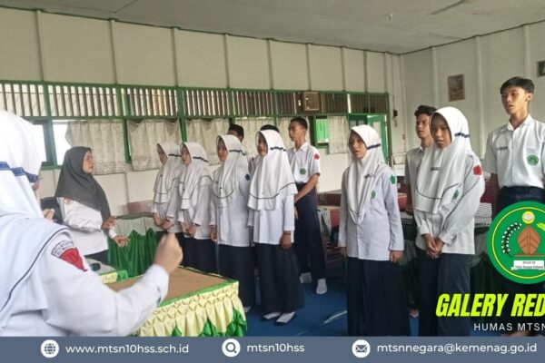 Tim Paduan Suara MTsN 10 HSS Intensifkan Latihan Je
